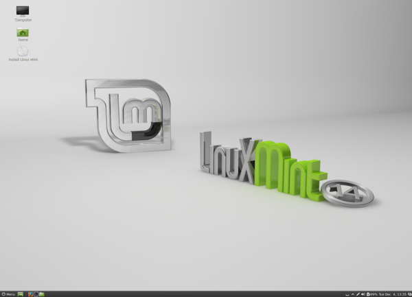 Dopo qualche secondo appare l'interfaccia grafica di Linux Mint 14.1: la versione presente nell'immagine è equipaggiata con l'ambiente desktop Cinnamon.